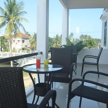 Azalea Homestay Hoi An Eksteriør billede