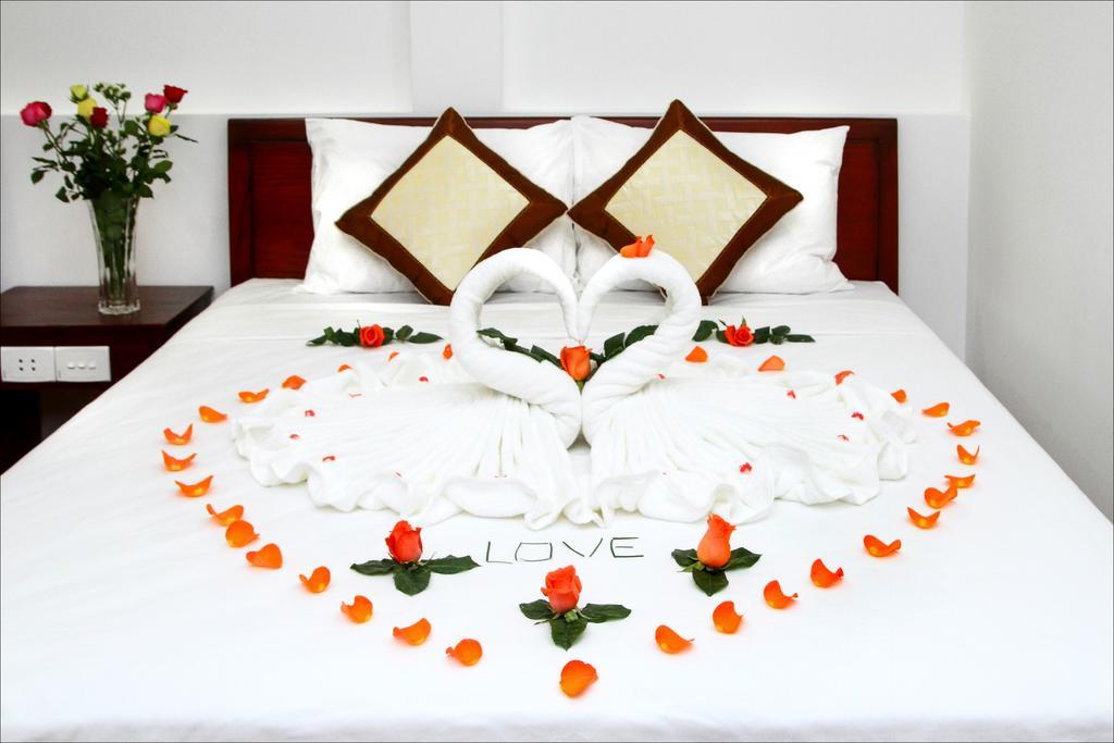 Azalea Homestay Hoi An Eksteriør billede