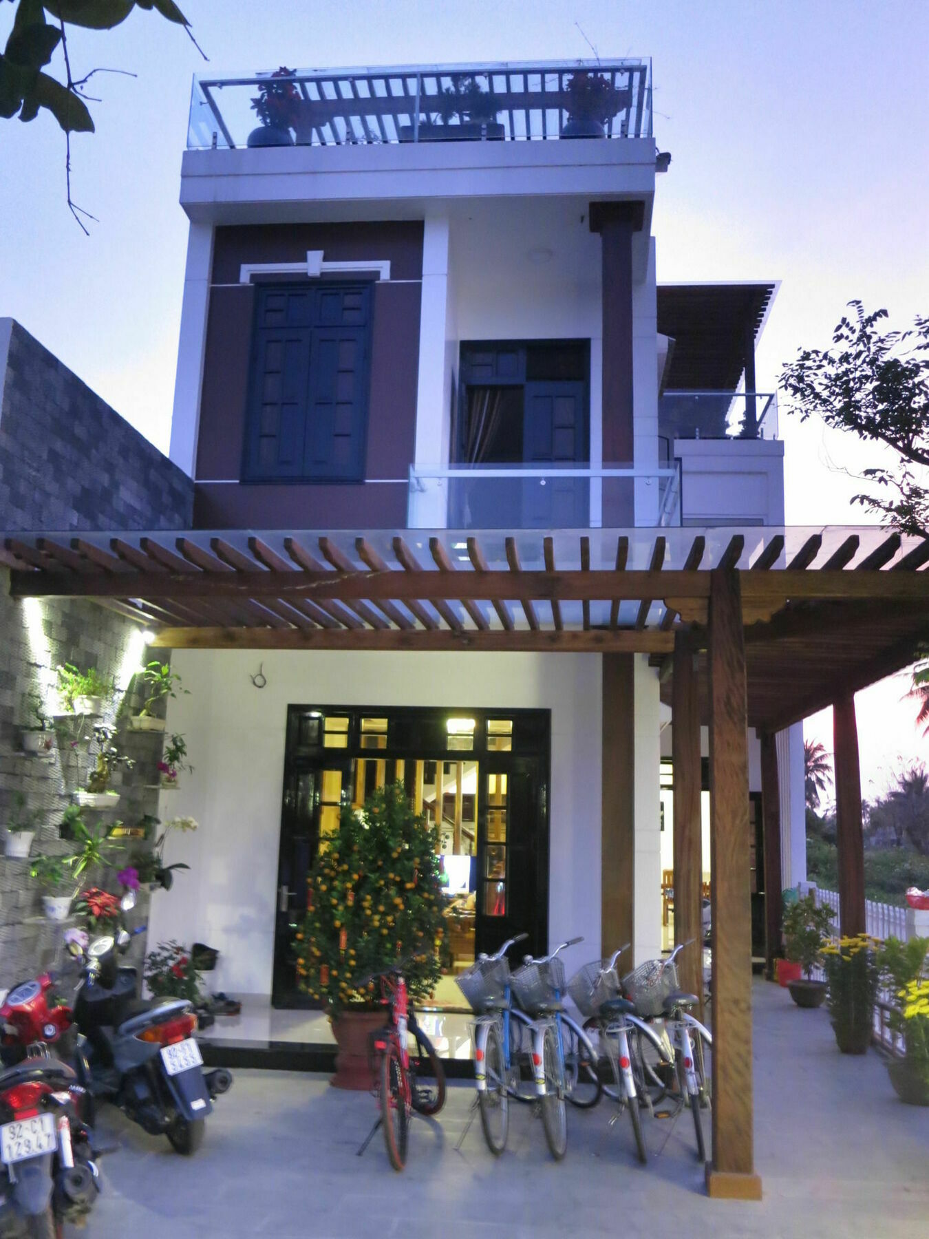 Azalea Homestay Hoi An Eksteriør billede