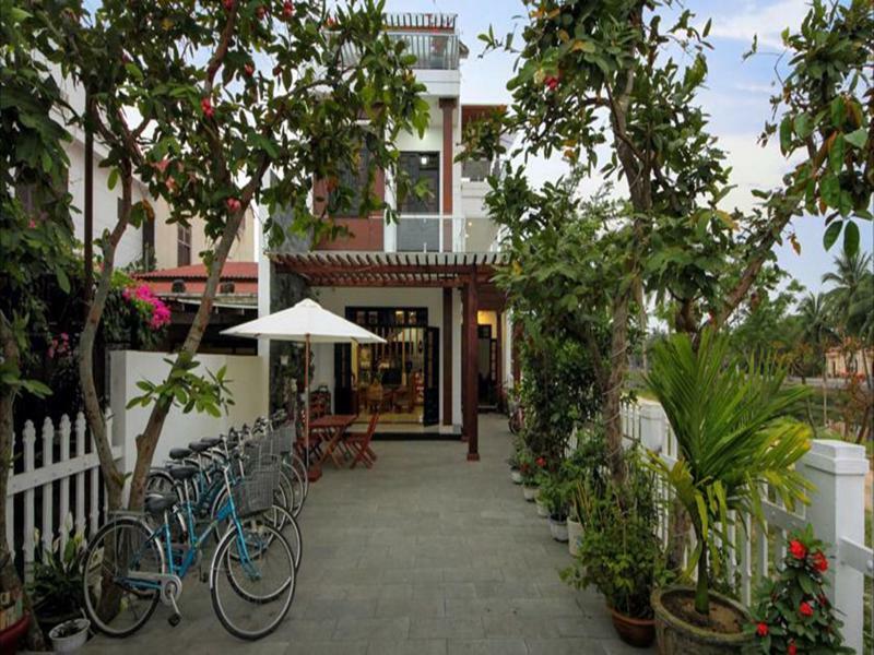 Azalea Homestay Hoi An Eksteriør billede